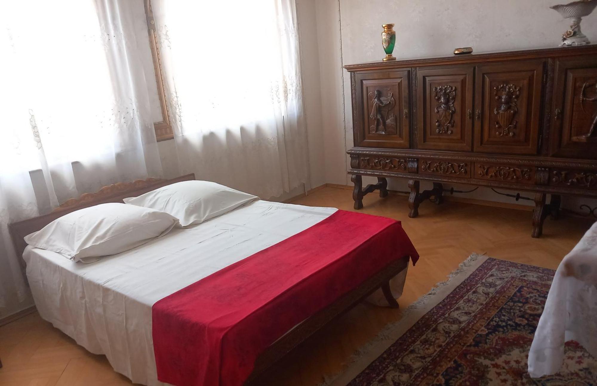 Guli Hotel Gori Exterior photo